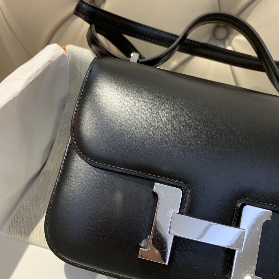 에르메스 콘스탄스18 블랙 은장